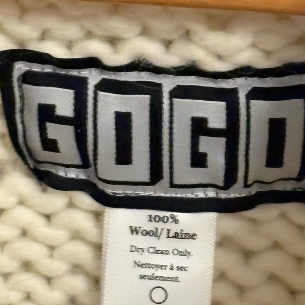 GOGO Cream Knit Vest with Black Accents - Picture 2 of 8